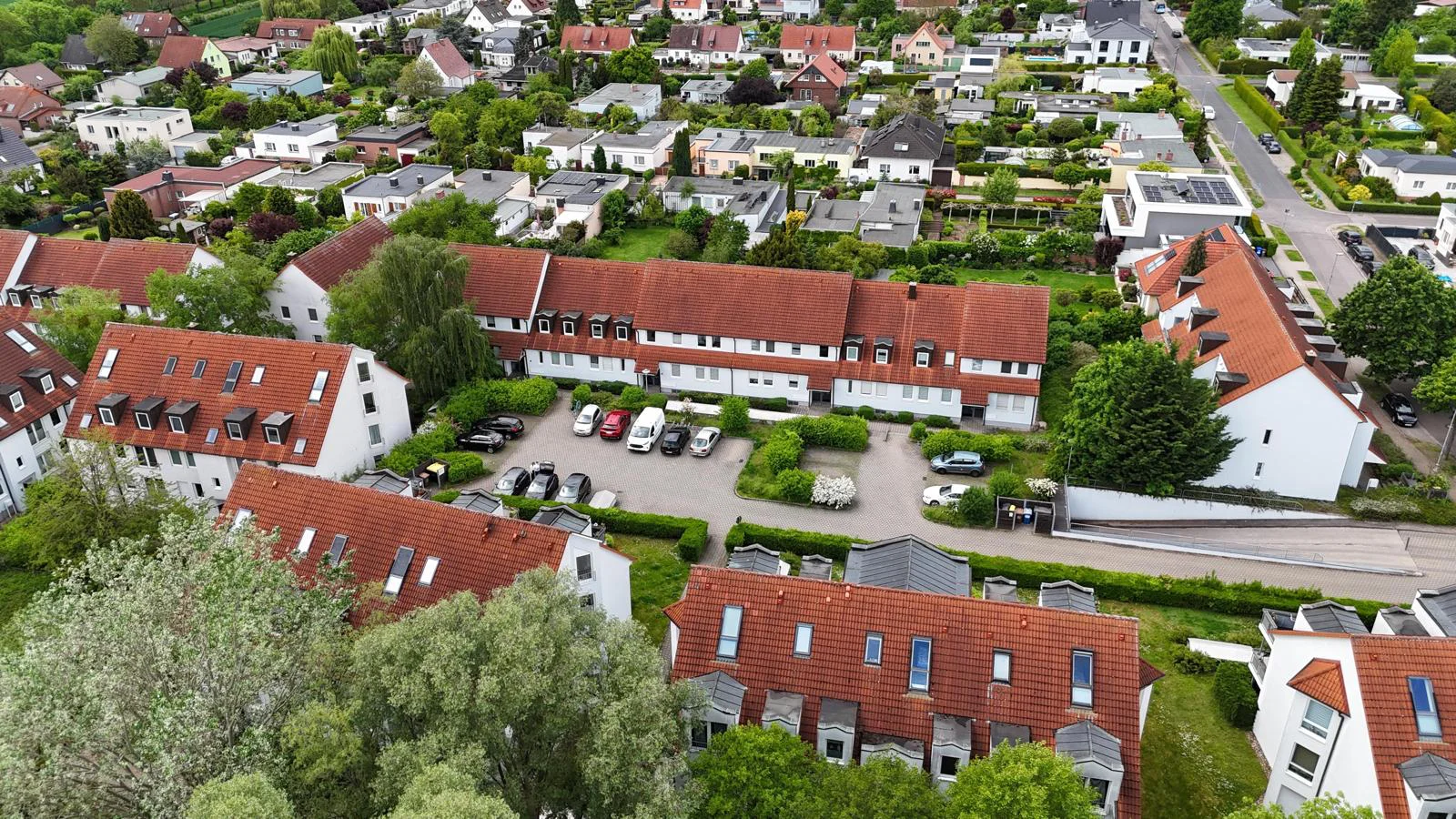 Sonnenallee 6-20 und 28-36 — Magdeburg